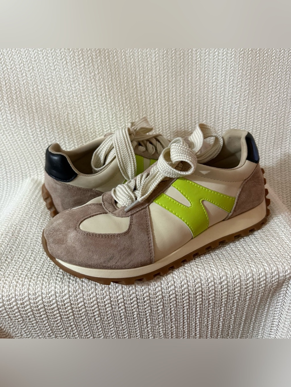 Somiliss EasyStride Women’s Fashion Sneakers Cream Green Size 7 EU 38